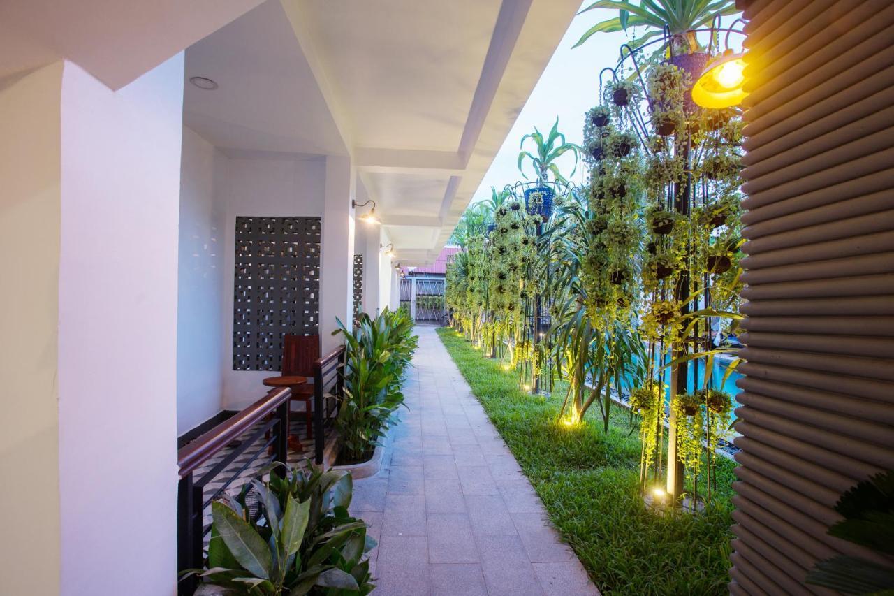 Gz Bliss D'Angkor Suites シェムリアップ エクステリア 写真