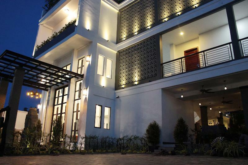 Gz Bliss D'Angkor Suites シェムリアップ エクステリア 写真