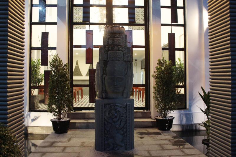 Gz Bliss D'Angkor Suites シェムリアップ エクステリア 写真