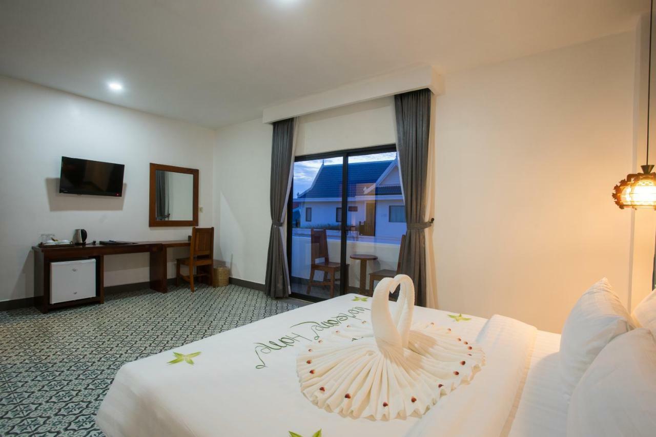 Gz Bliss D'Angkor Suites シェムリアップ エクステリア 写真